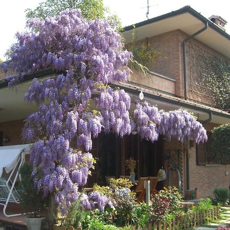 B&B Les Fleurettes โลมาซโซ ภายนอก รูปภาพ